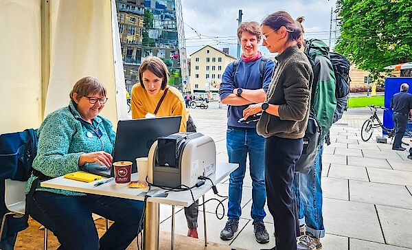 Organspendeausweise werden gedruckt