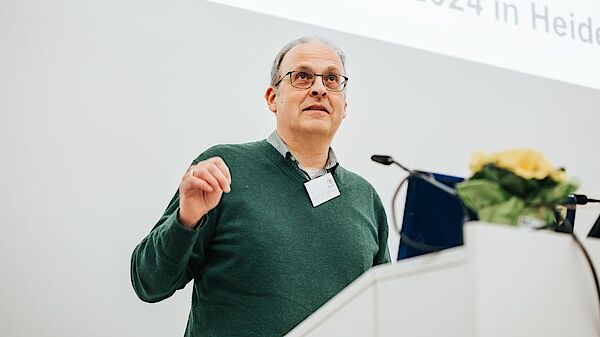 Sitzungsleiter Ulrich Kraus